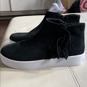 Rebecca minkoff black suede tasseled shoes